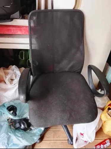Vendo cadeira de escritório 