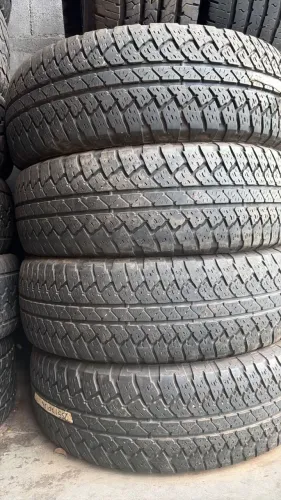 Pneus 255/70/18 marca Bridgestone