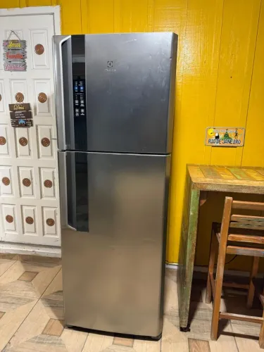 Geladeira Electrolux inox frost free (entrego)