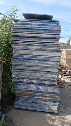 Folha de madeirite plastificado 16 mm 110x220