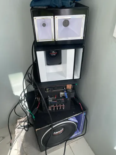 Vendo ou troco som automotivo 