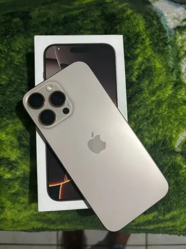 Vende-se iPhone 16 pro Max 