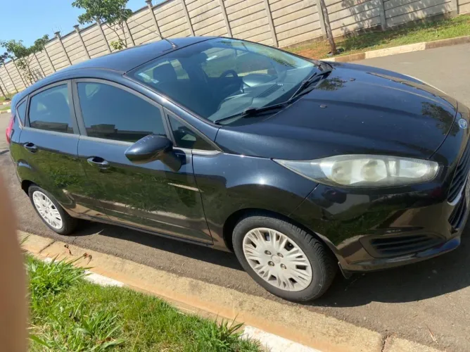 Ford Fiesta 1.5 16V Flex Mec. 5P 2014
