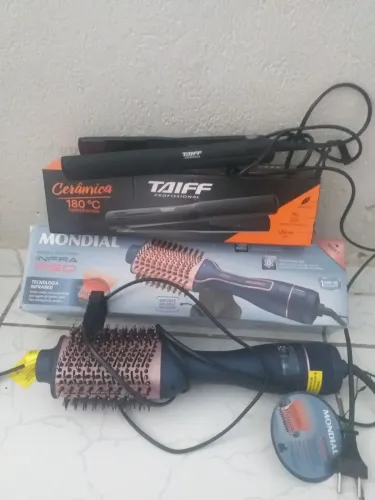 Escova secadora com infra vermelho e uma chapinha da Taiff original ambas na caixa ?