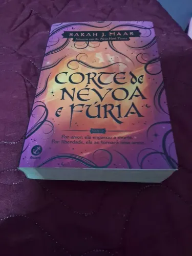 Livro Corte de Névoa e Fúria (Vol 2 de ACOTAR) - Capa Antiga