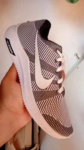 Tênis / Sapatos / socitys