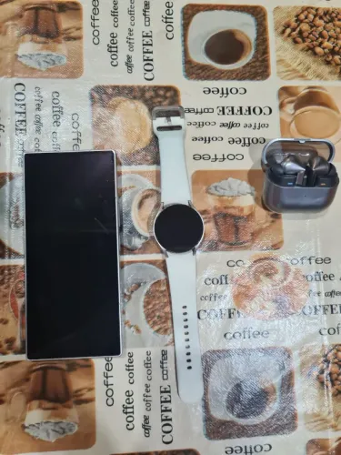 Troco Kit Samsung Galaxy Z Fold 7 | Galaxy Buds 3 Pro | Galaxy Watch 7