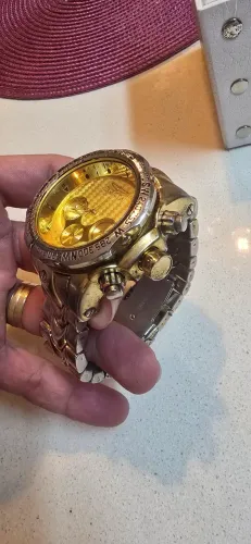 Relógio Invicta estilo Subaqua / cronógrafo, usado