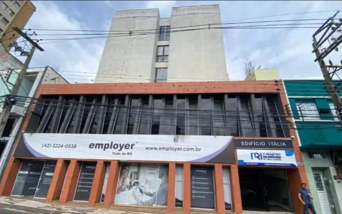 SALA COMERCIAL À VENDA NO CENTRO