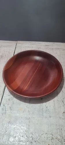 Gamela redonda de madeira