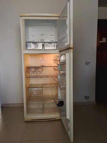 Refrigerador duplex Continental Defrost (degelo) modelo RC460 litros.