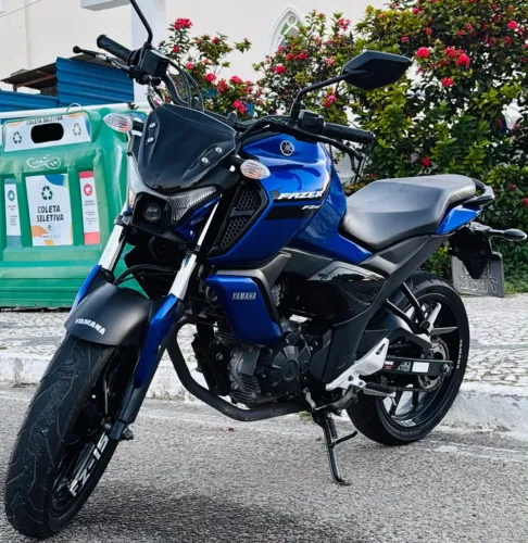 FZ15 2024 ABS MOTO NOVINHA EMPLACADA 2026 LEIA O ANÚNCIO 