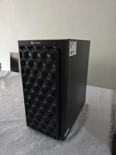 PC Completo: Core i3, 8GB RAM, 240GB SSD + Placa de Vídeo + Monitor AOC 21.5"
