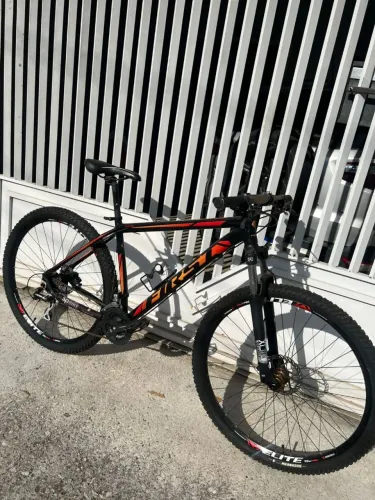 First aro 29. 
