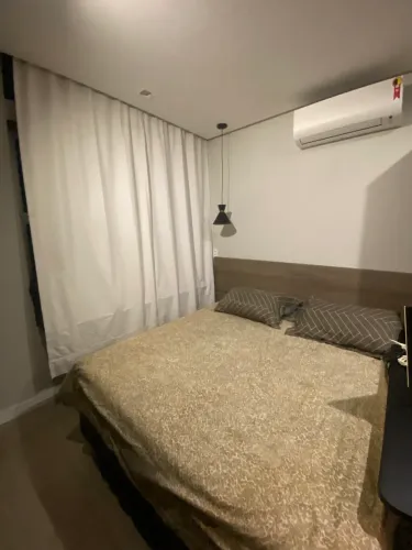 Vendo studio mobiliado no centro de Curitiba