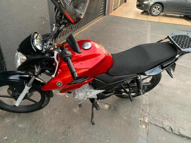 Fazer 150 SED Flex - Vermelha