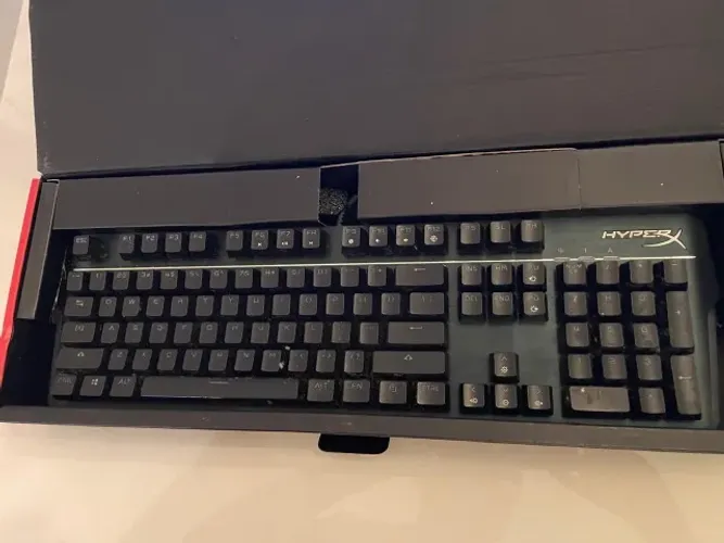 Teclado Mecânico Gamer HyperX Mars RGB - Seminovo | Perfeito Estado | Caixa Original