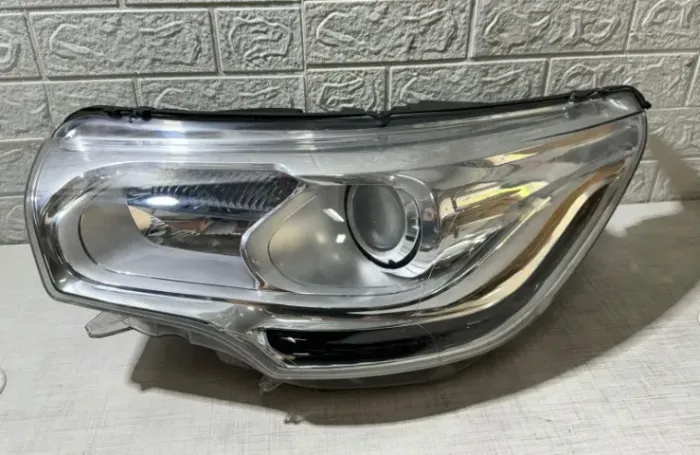farol esquerdo Citroen C4 Louge ds4 Xênon  2014 2015 2016 2017 original