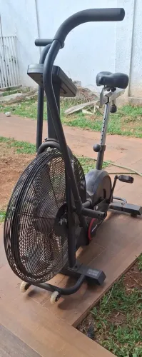 BICICLETA ERGOMÉTRICA AIR BIKE À VENDA ? ? Excelente para treinos de cardio, emagreci
