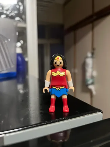 Mulher Maravilha DC Playmobil - Kinder Ovo