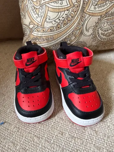 Tênis Nike Court Borough Mid 2 Infantil 
