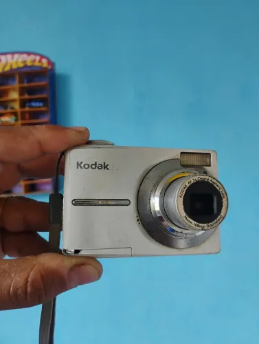 Camera digital Kodak easyshare 6.2 mp C613