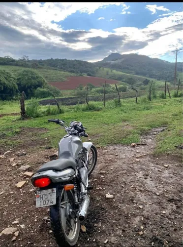 Vende-se yes 125 modelo 2009 4.500