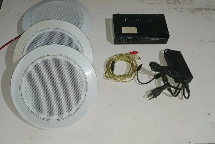 Equipamento de som para loja 