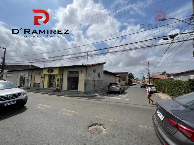 Casa Comercial - Av. Cohama - Frente ao Colegio D Predro 2 -
