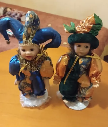Bonecos de porcelana, vestido de fantasia de carnaval de Veneza