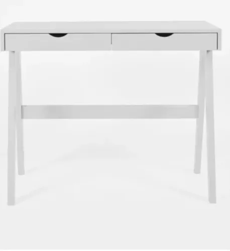 Mesa de estudos da tok & Stok