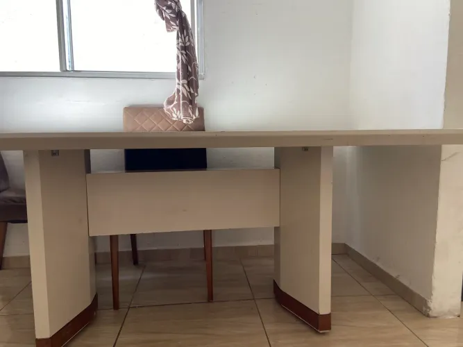 Mesa de 6 cadeiras - usadas aceito proposta