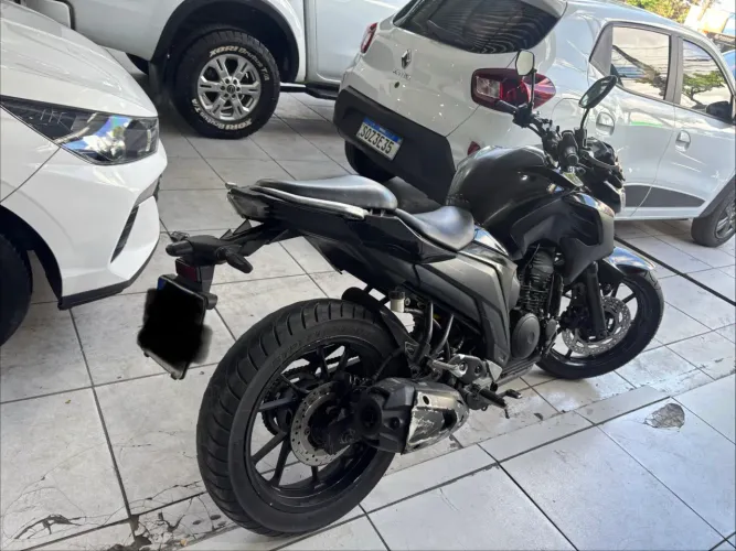 Fazer 250 2021