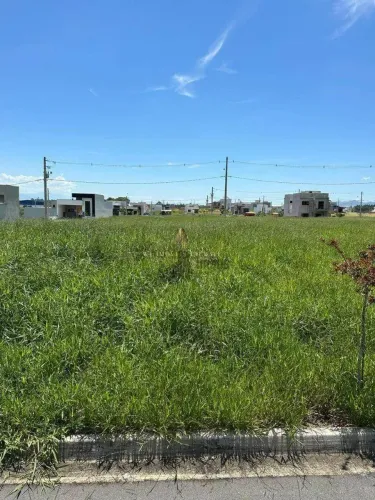 Terreno à venda, Condomínio Bosque da Imperatriz - Pindamonhangaba/SP