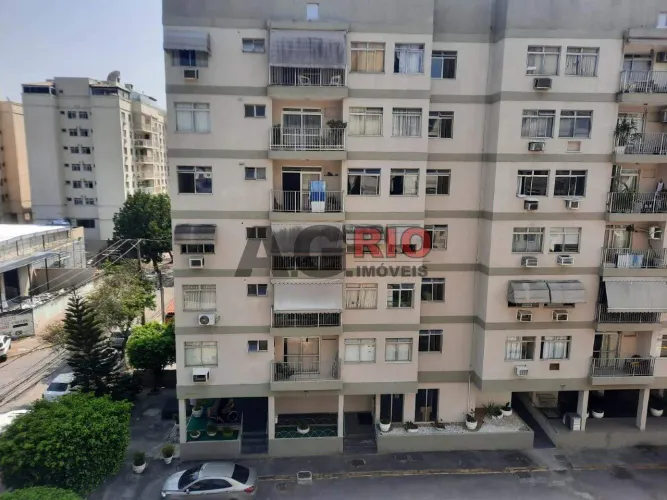 APARTAMENTO À VENDA COM 2 QUARTOS EM VILA VALQUEIRE