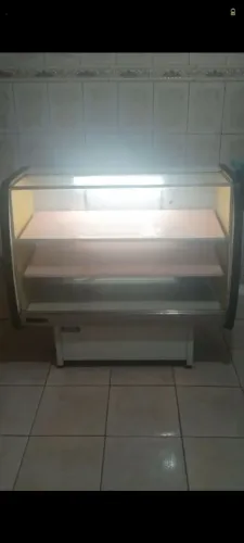 Expositor Frio para doces e refrigerantes