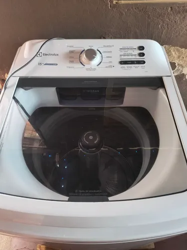 Máquina de Lavar Electrolux 15kg Branca Essential Care com Cesto Inox e Jet&Clean (LED15)