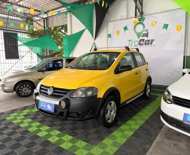 Volkswagen Crossfox 1.6 MI Total Flex 8V 5P 2010