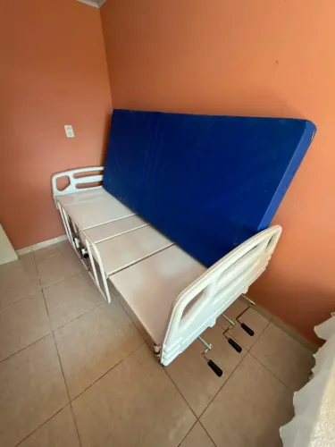 Cama Hospitalar