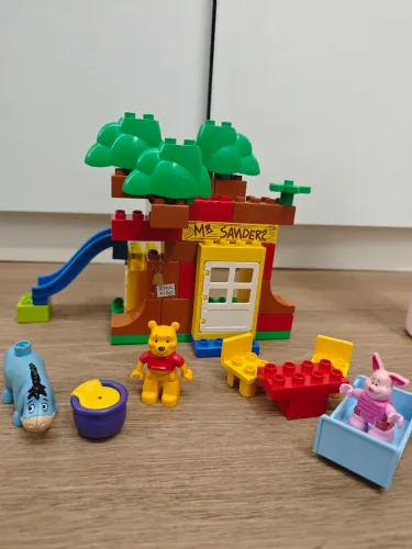 LEGO Ursinho Pooh Casa do Sr. Sanderz Completo