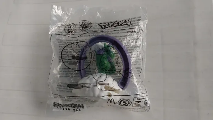 Pokémon tornadus MC Donald's novo lacrado.