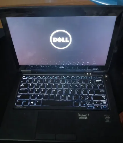 Notebook Dell E7250 I5 VPro, Tela Touch FULL HD 12,5", SSD 128GB e 8GB RAM