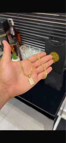 *CORRENTE LACRAIA 5mm no PINGENTE LETRA Banhado a ouro 18k 1 ano de garantia!