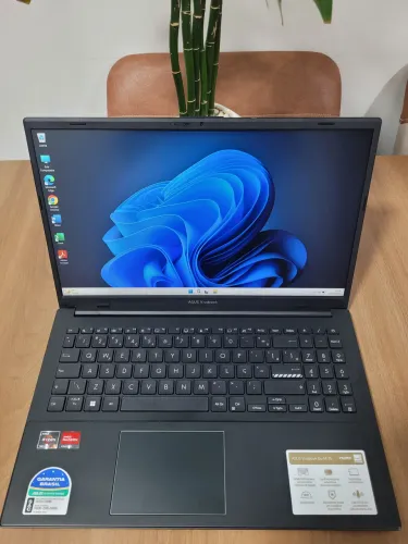 Notebook Asus Ryzen 5 DDR5 Impecável
