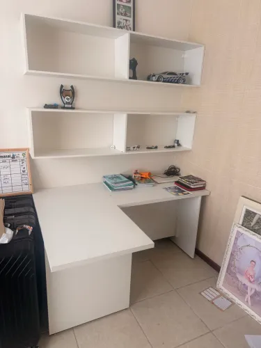 Mesa Escritório + Nichos 