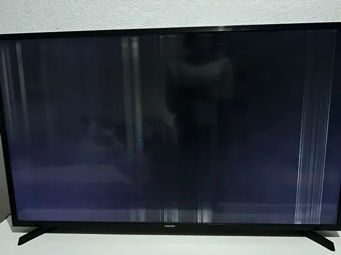 Smart TV Samsung 43 Full HD - Com defeito na imagem