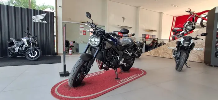 HONDA CB 650R E-CLUTCH 0KM.