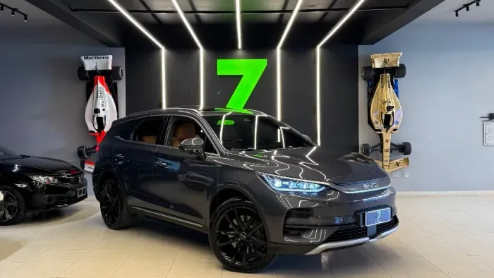 BYD Tan EV 4X4 (elétrico) 2025