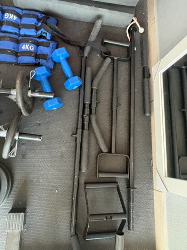 Kit Academia Completa com Monocross e 40 kg de Anilhas