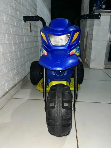 Vendo moto elétrica infantil